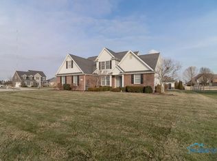 58 Drake Blvd, Oregon, OH 43616