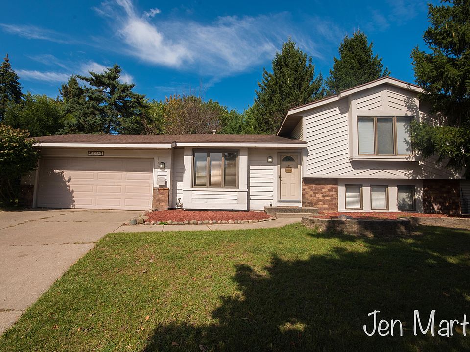 1st image of 2075 Brook Trails Ct SE