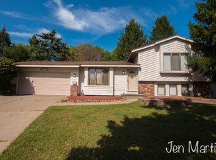 2075 Brook Trails Ct SE, Grand Rapids, MI 49508