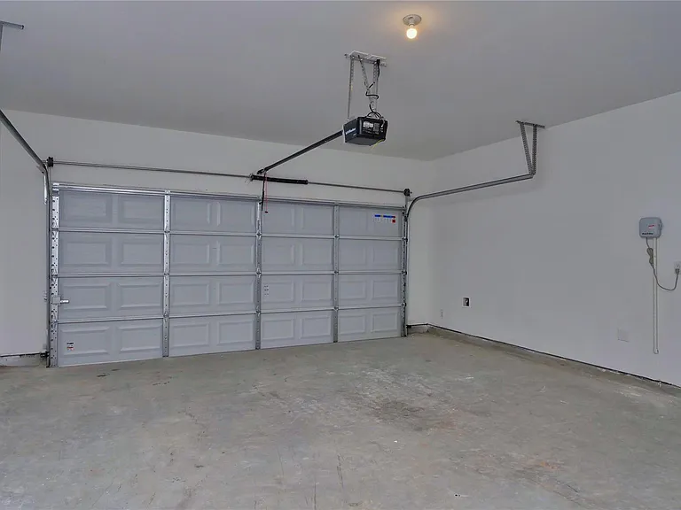 5735 Aurora Greens Ln — Photo 17