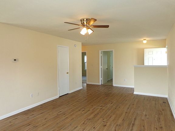 3rd image of 4636 Coronet Ave #A