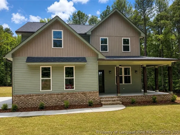 130 Brookside Rd, West End, NC 27376