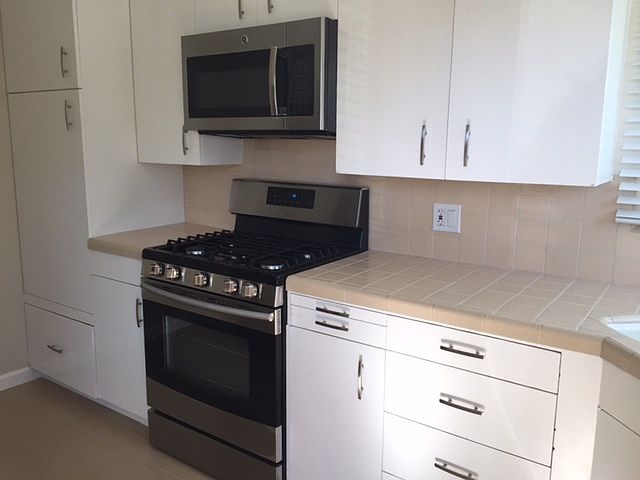 1st image of 130 E Sola St