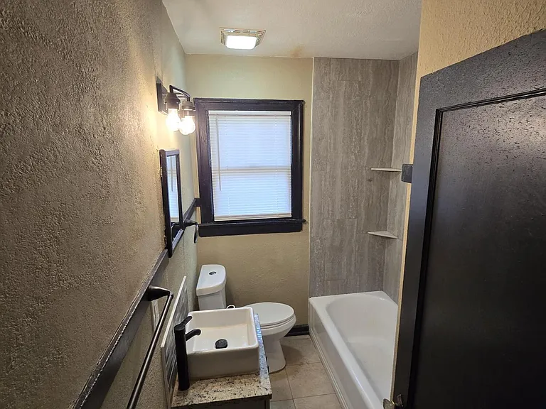 41 Tallulah Ave — Photo 12