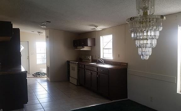 2nd image of 717 Arkansas Ave