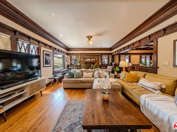 163 S Kingsley Dr, Los Angeles, CA 90004