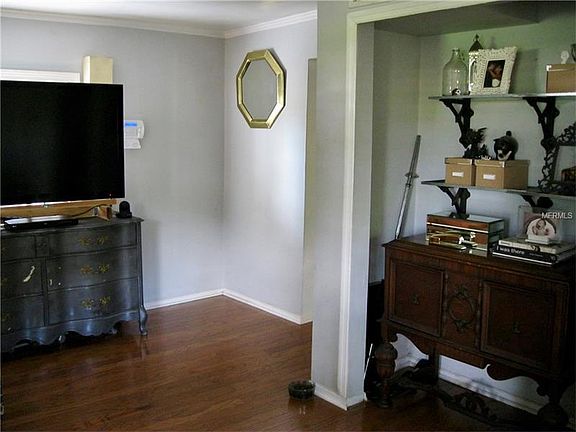 4th image of 2310 Oglesby Ave