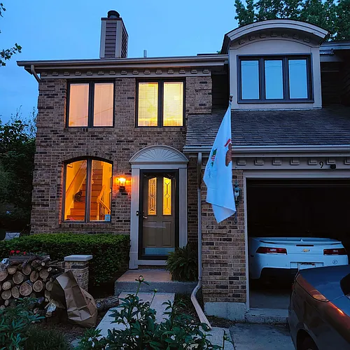 9 E Walnut St Photo 1