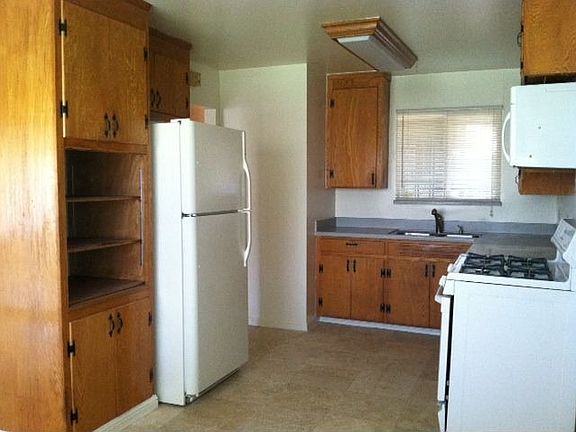 3rd image of 7277 Milford St