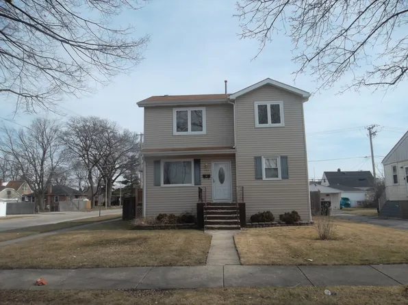 501 Hyde Park Ave, Bellwood, IL 60104