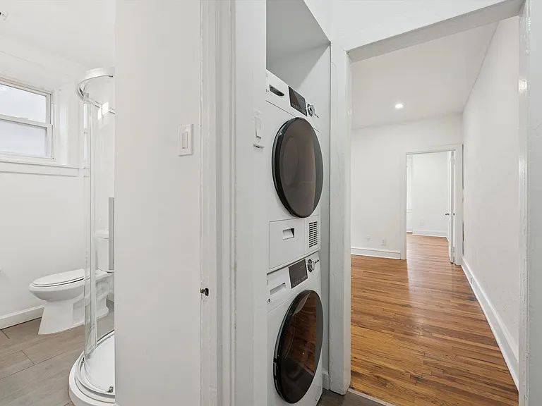 334-38 Lombard St #215 — Photo 8