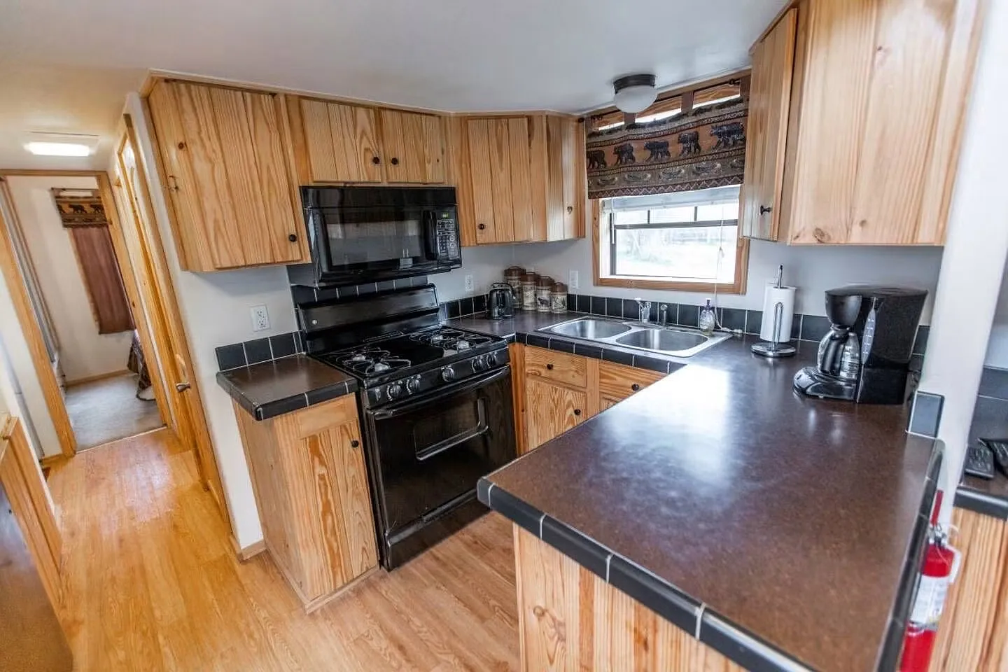 1 bed, 300 sqft, $1,500 — Photo 4