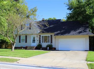 52 Greencroft Rd, Bedford, OH 44146