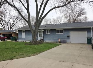 136 Harmony Ln, Springfield, MI 49037