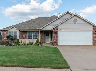5405 S Redbud Ave, Broken Arrow, OK 74011