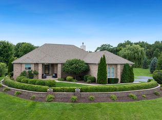 10878 Waterford Cir, Belvidere, IL 61008