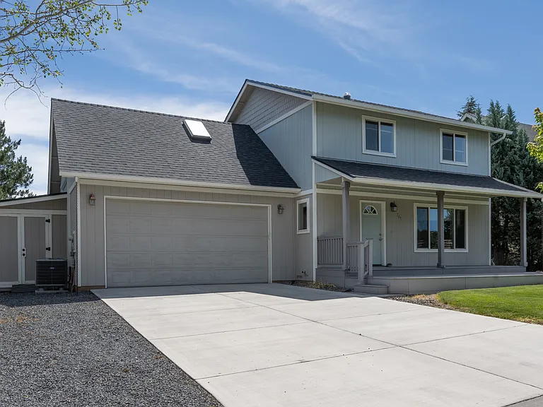 748 NE Mason Rd — Photo 2