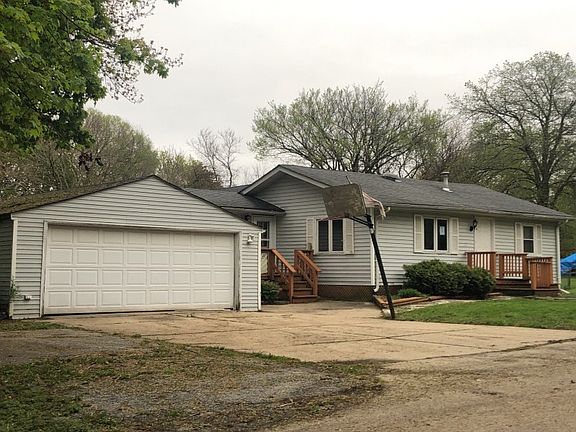 3rd image of 917 N Horace Ave