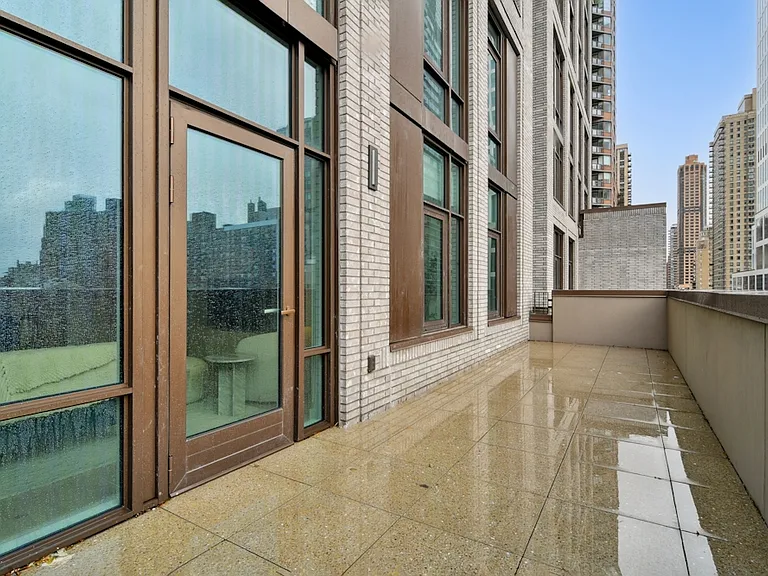 356 E 78th St #6B — Photo 93