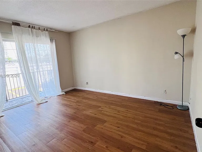 1100 NE 1st Ct #213 — Photo 14