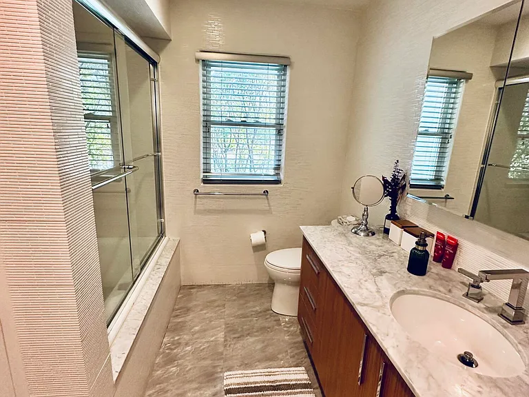 330 Highland Ave — Photo 15