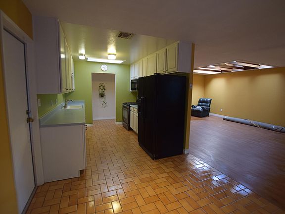 5th image of 6732 Cowles Mountain Blvd