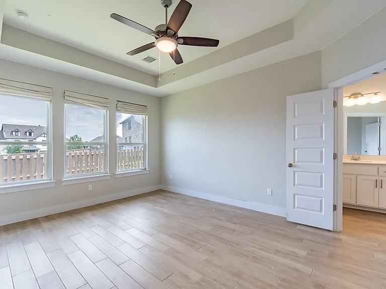 1012 Heartleaf Dr — Photo 18