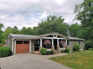 2200 S Knightridge Rd, Bloomington, IN 47401