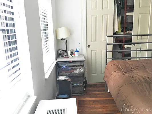 Rented by City Connections Realty | media 14