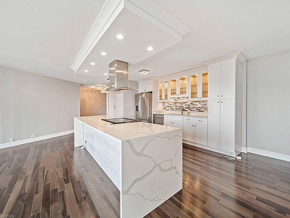 4th image of 505 N Lake Shore Dr APT 6001