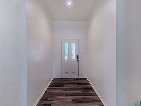 3rd image of 2228 Country Meadows Dr