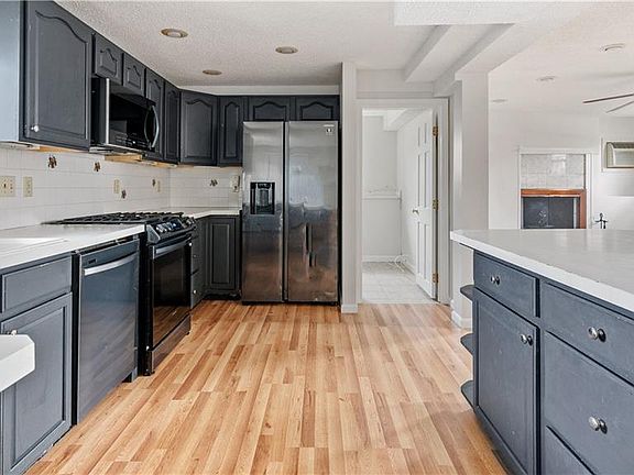 5th image of 32 Milburn Rd