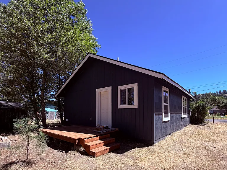 426 S 1st Ave — Photo 12