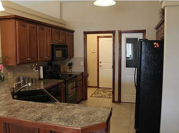 4th image of 423 W Homestead Ct