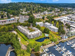 6121 NE 175th St APT A301, Kenmore, WA