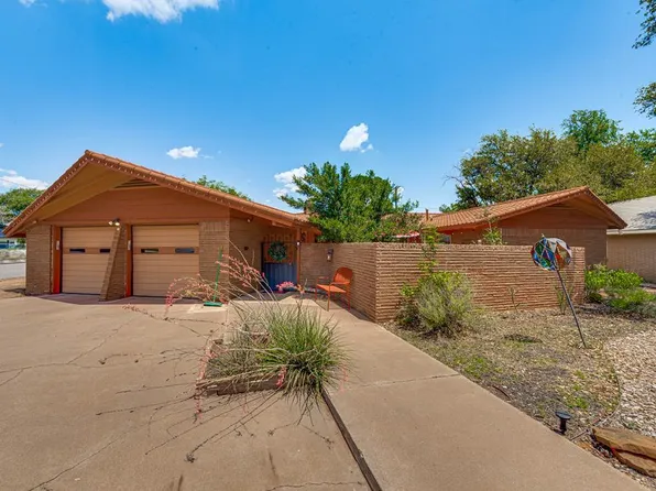 3216 Sentinel Dr, Midland, TX 79701