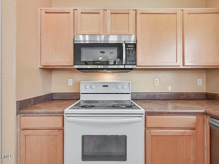 2621 E Waterview Ct — Photo 10
