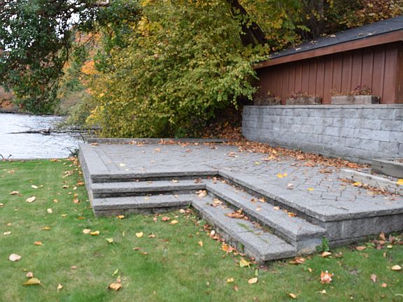 Private beach , patio and storage for water toys!