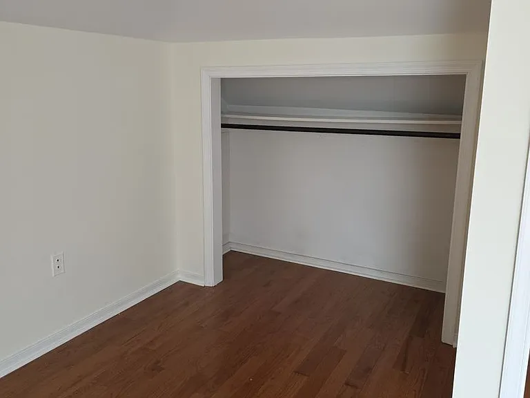 610 Rugby Rd #D — Photo 11