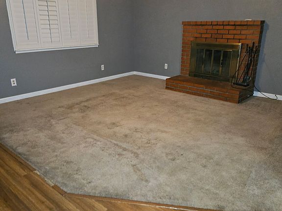 2nd image of 1131 Pleasanton Pl