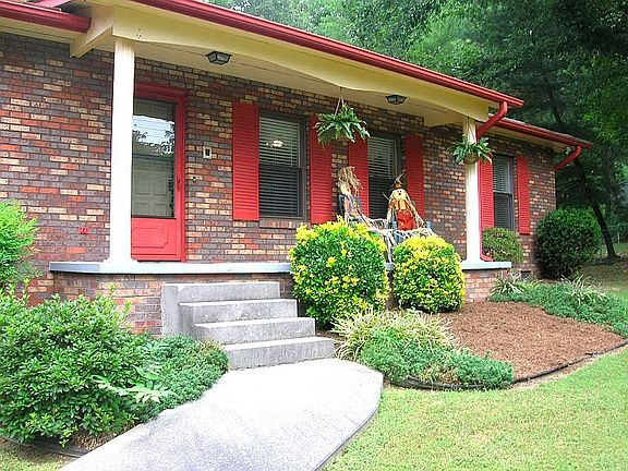 5th image of 1533 Hull Ln