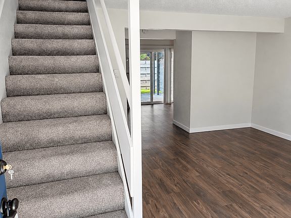 5th image of 1608 Washington St APT 9