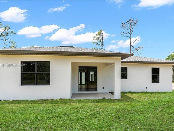 4th image of 8418 Sun N Lakes Blvd