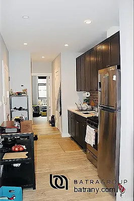 Rented by Batra Group Inc | media 14