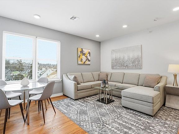 2nd image of 660 Bloomfield Ave APT 405
