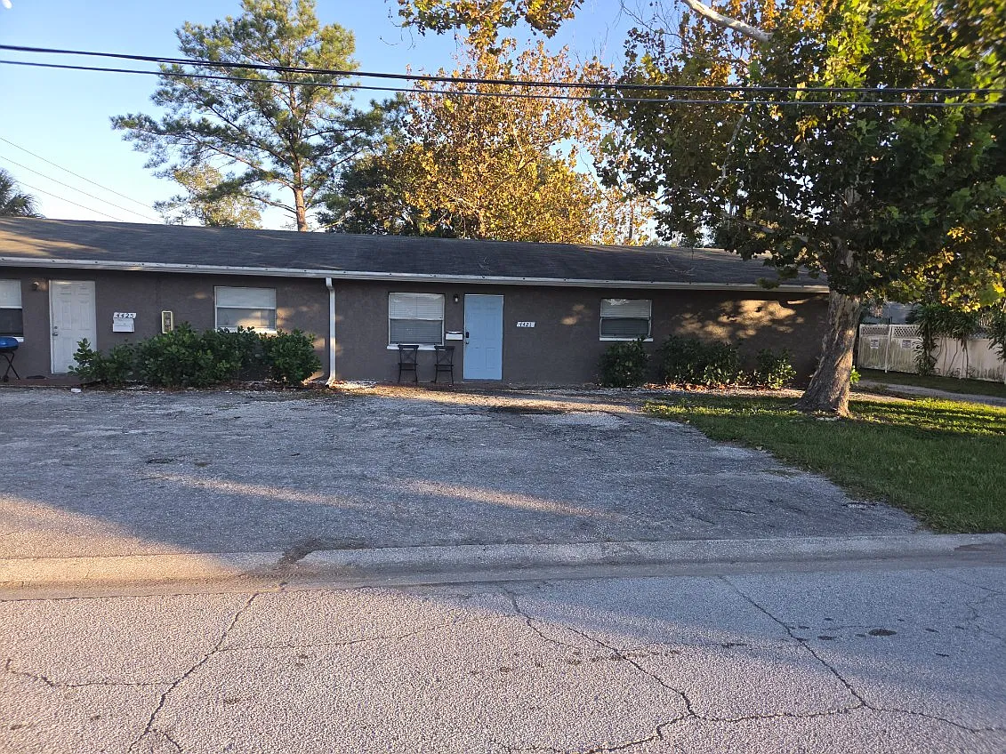 2 bed, 750 sqft, $1,700 — Photo 1