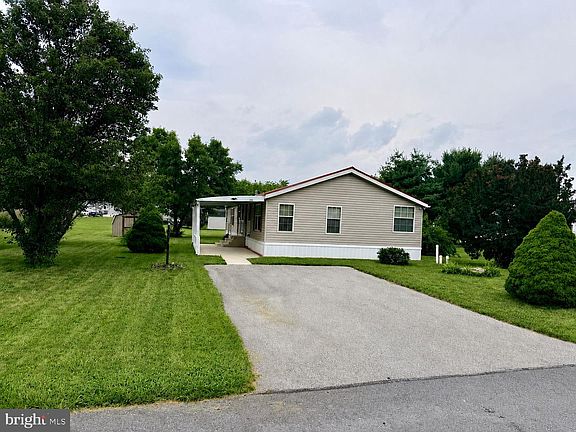 4th image of 28 Maizefield Dr #28