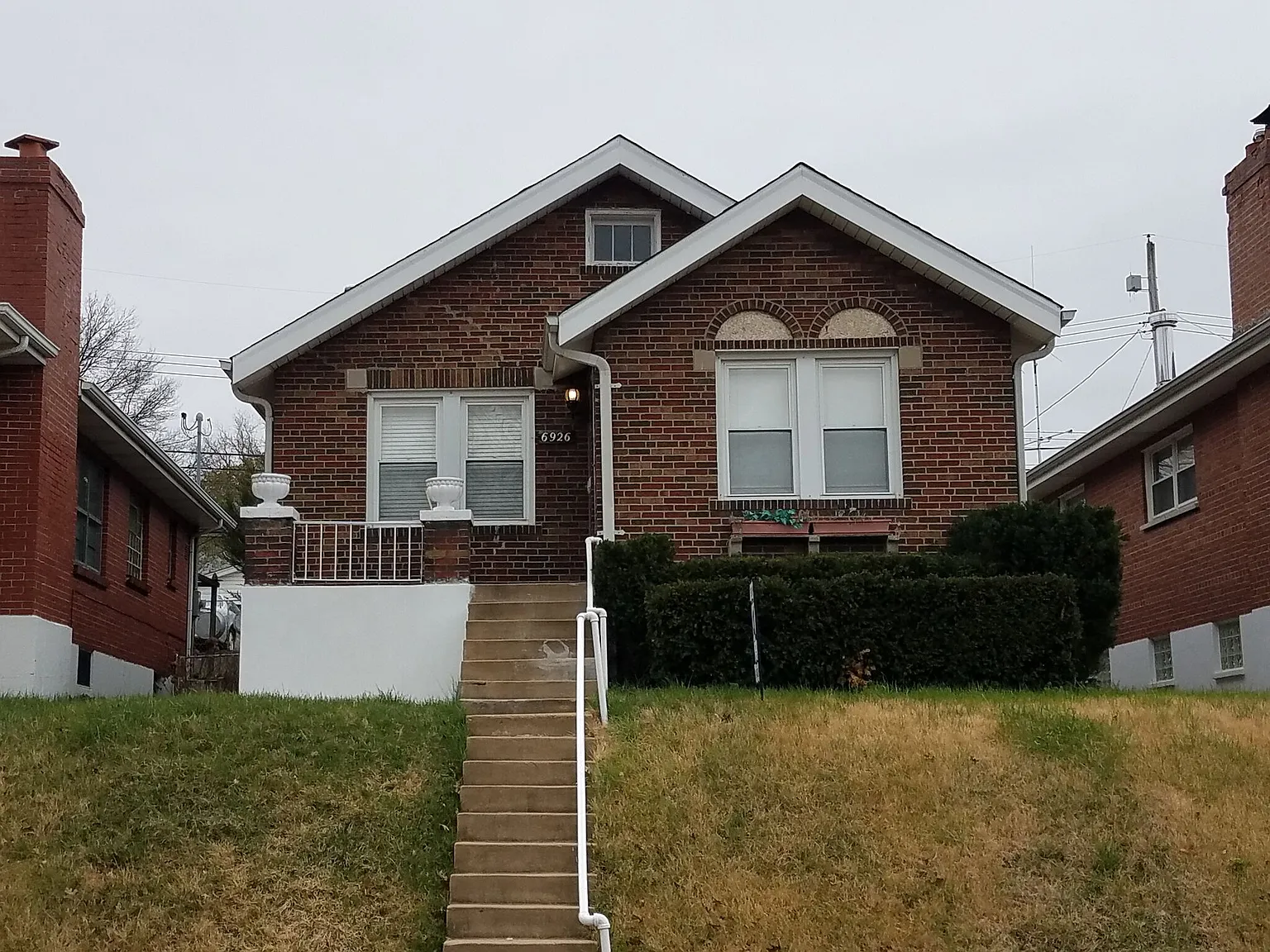 6926 Hurst Ct photo 1