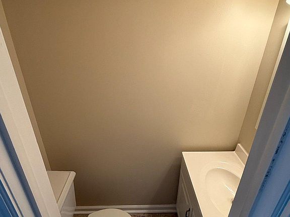 4th image of 24-30 George St APT 3