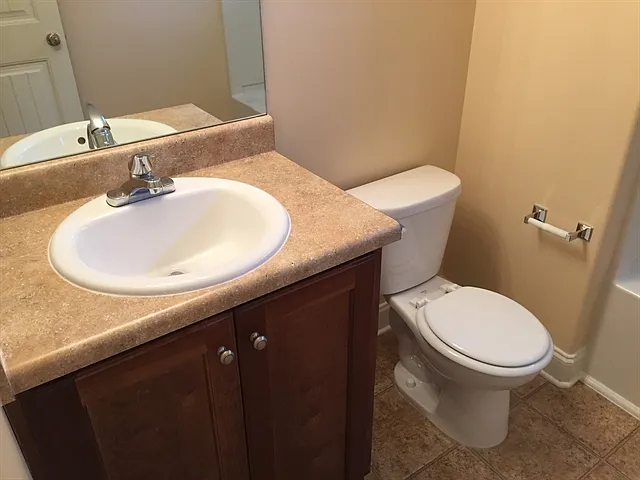 83 Ristona Dr — Photo 16